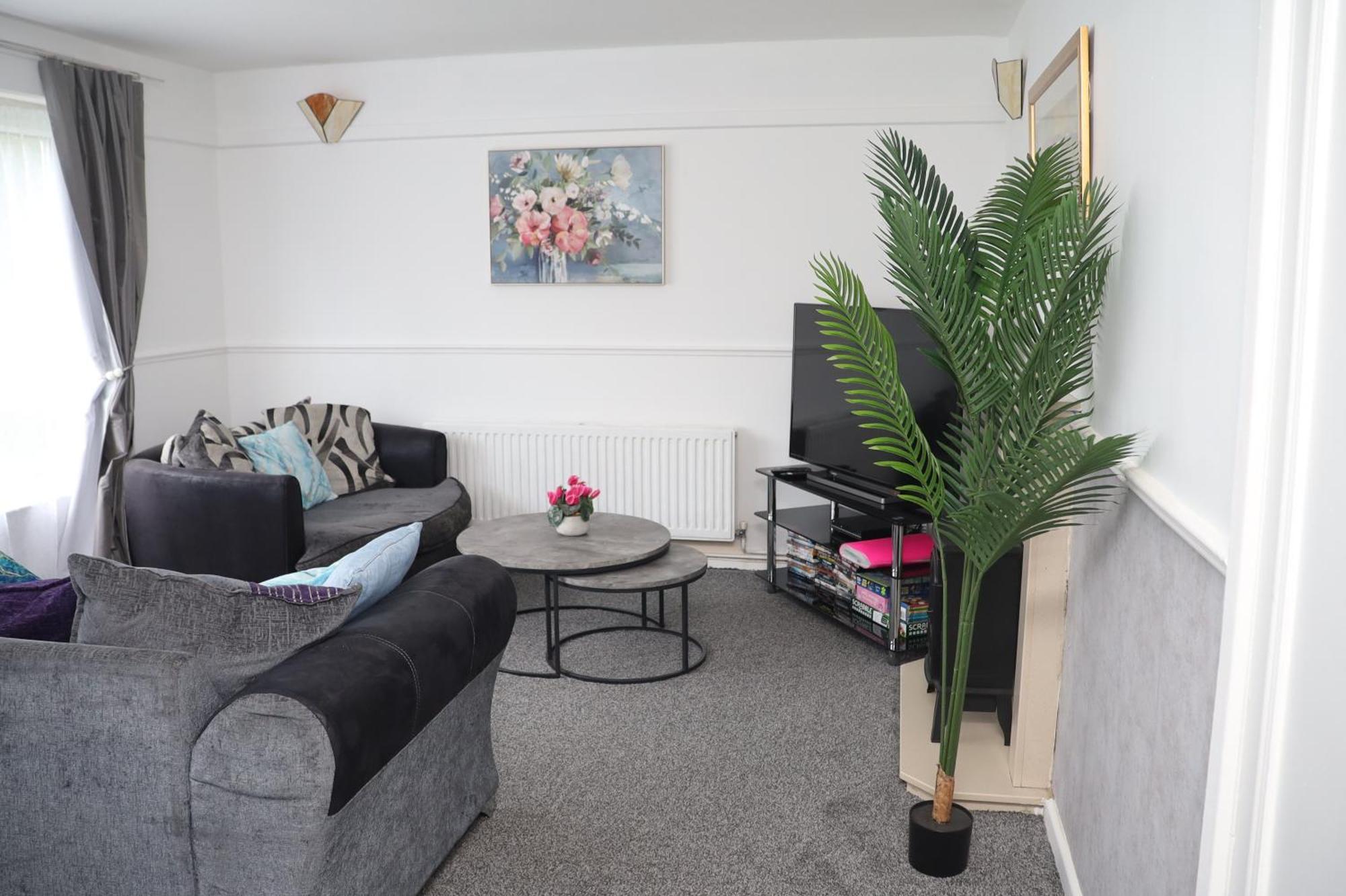 Superb 3 Bedroom Flat In Stafford Dış mekan fotoğraf