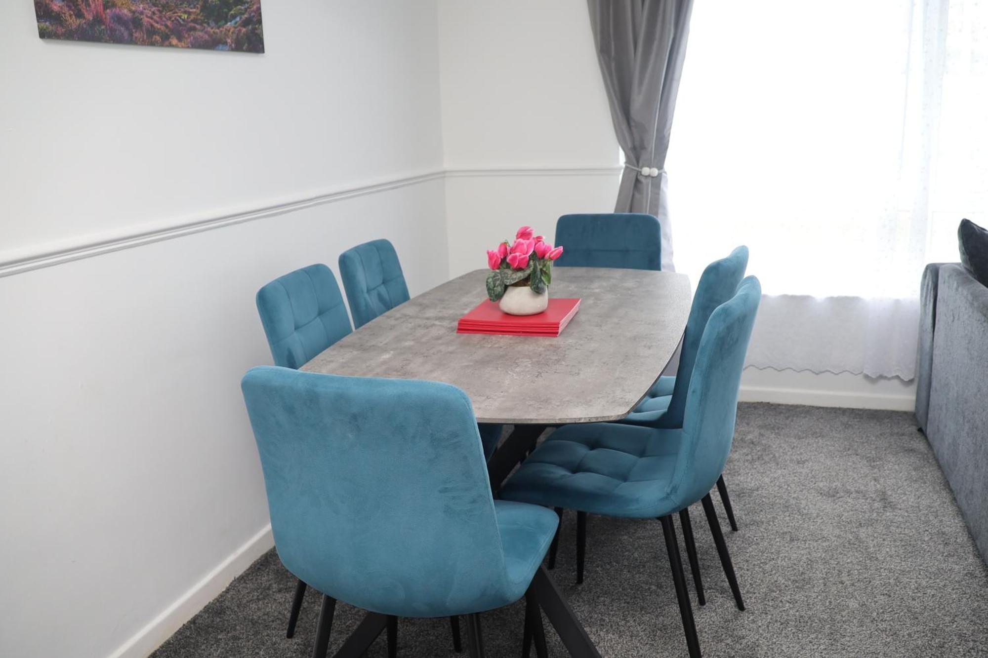 Superb 3 Bedroom Flat In Stafford Dış mekan fotoğraf